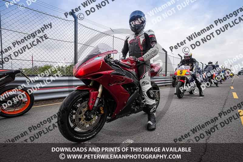 donington no limits trackday;donington park photographs;donington trackday photographs;no limits trackdays;peter wileman photography;trackday digital images;trackday photos